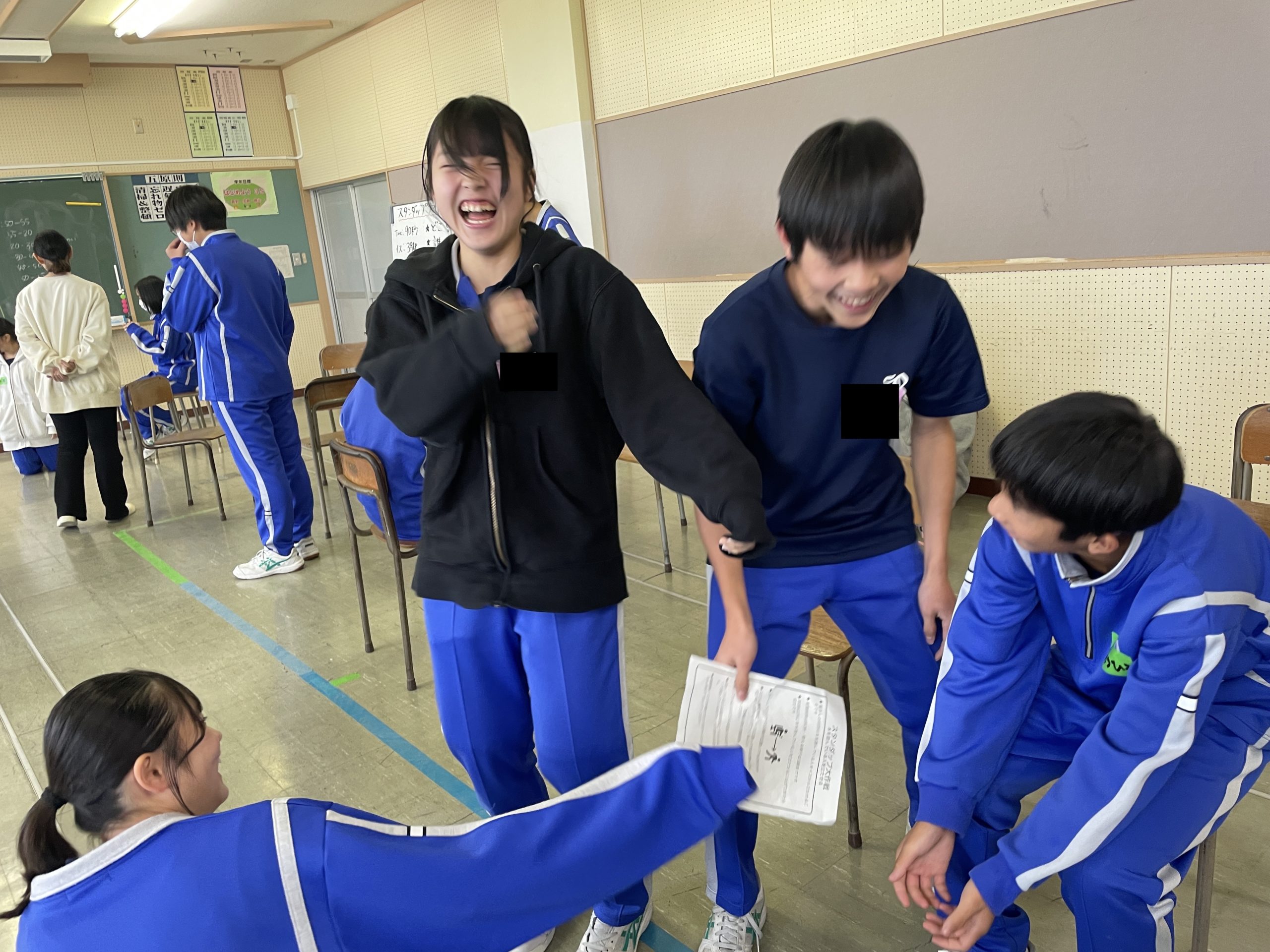 アートの力を他分野に活かすアウトリーチ活動普及のためのネットワーク構築と実践事業