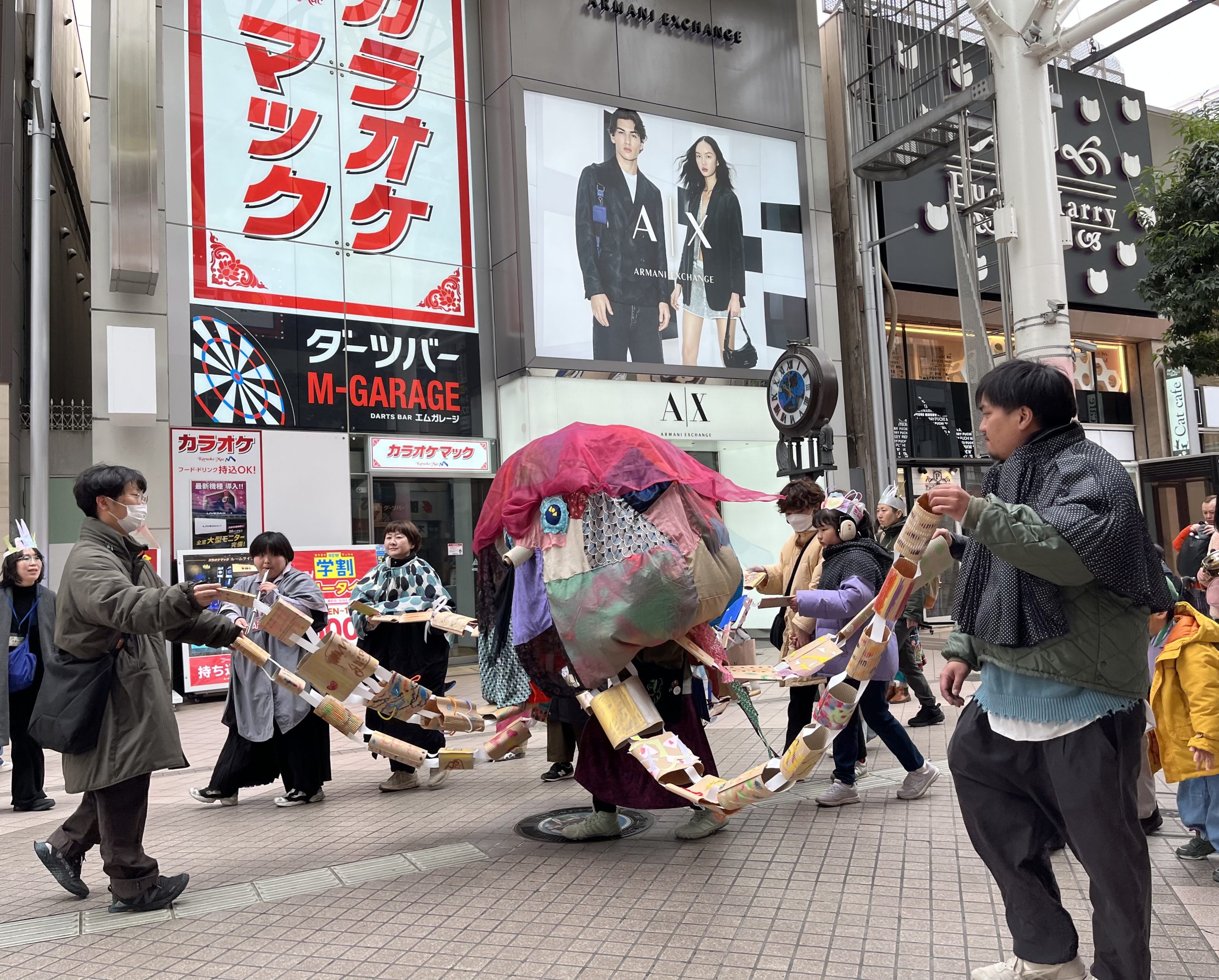 「つくる、見る、話す、いる ともに表現する場所」を地域にひらく